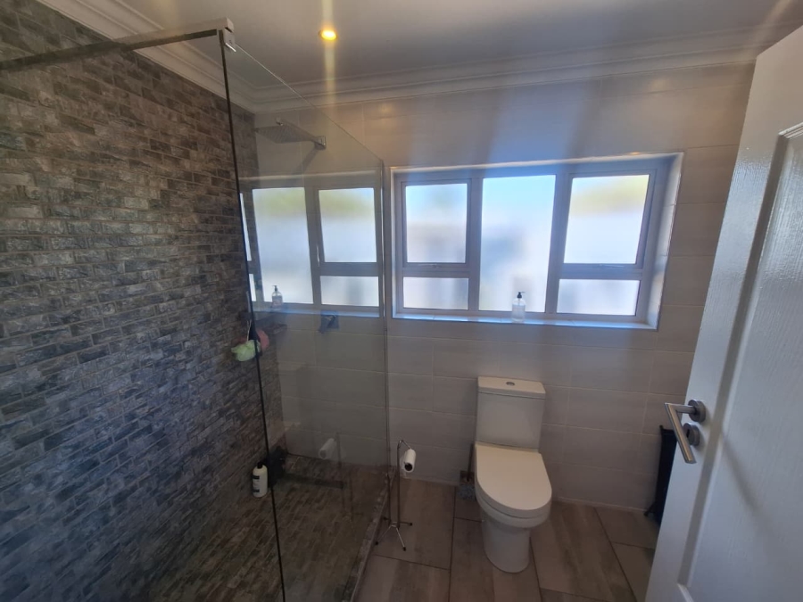 6 Bedroom Property for Sale in Dowerglen Gauteng