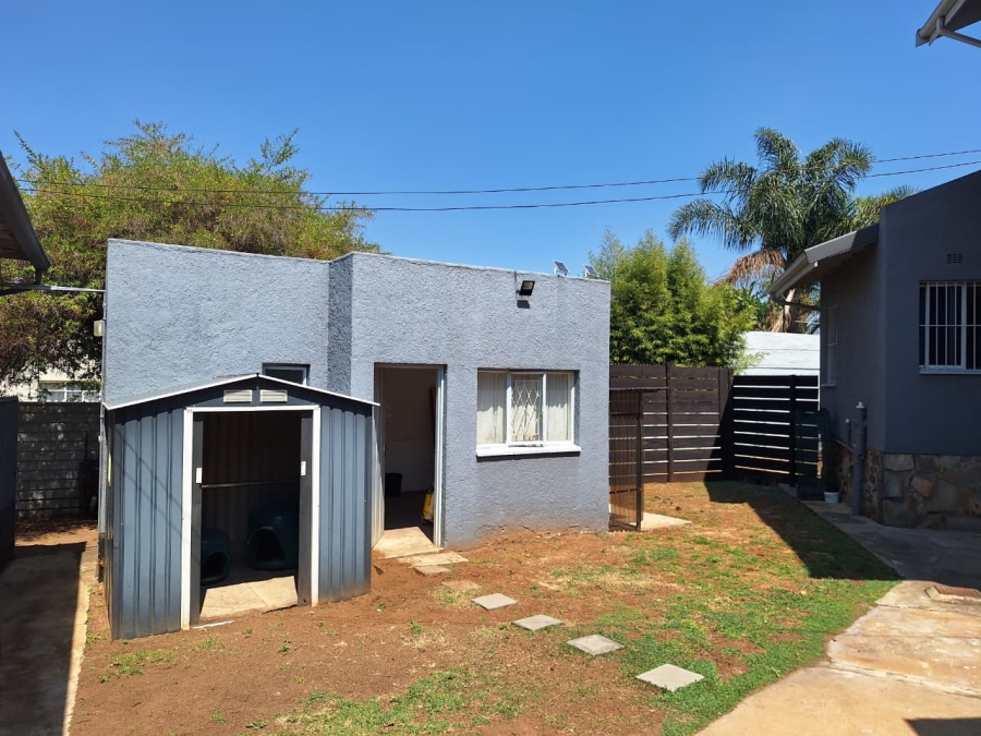 6 Bedroom Property for Sale in Dowerglen Gauteng