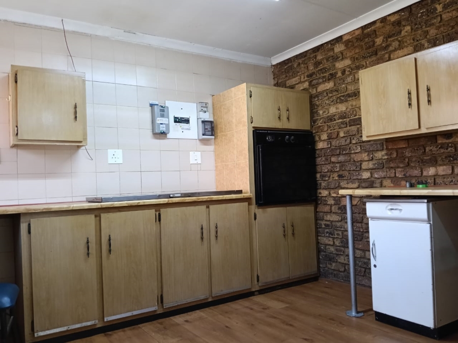 3 Bedroom Property for Sale in Homelake Gauteng