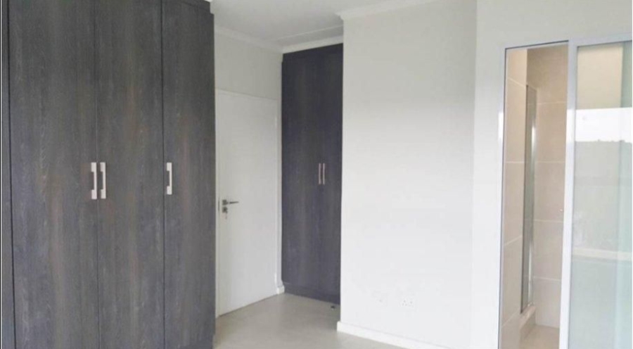 To Let 2 Bedroom Property for Rent in Bryanston Gauteng