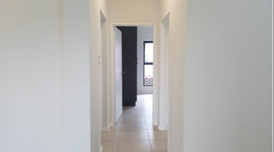 To Let 2 Bedroom Property for Rent in Bryanston Gauteng