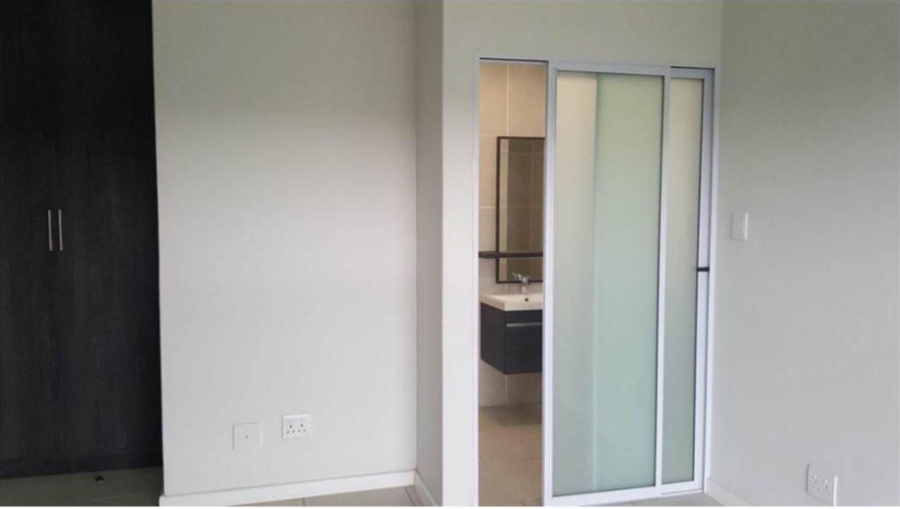 To Let 2 Bedroom Property for Rent in Bryanston Gauteng