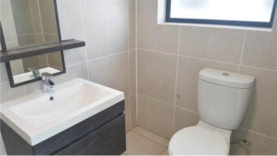 To Let 2 Bedroom Property for Rent in Bryanston Gauteng