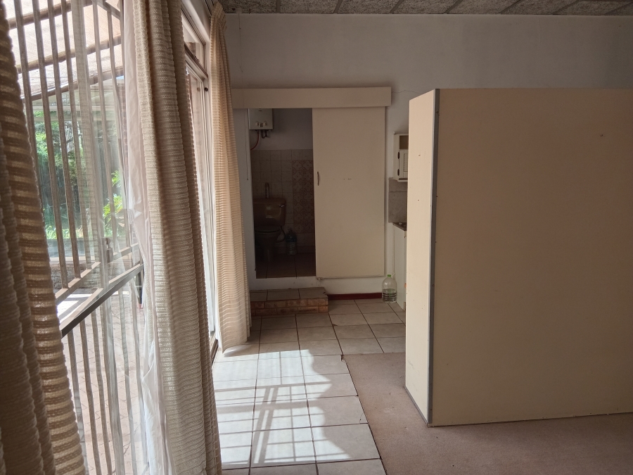 To Let 1 Bedroom Property for Rent in Ardenwold SH Gauteng