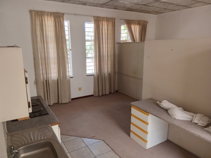 To Let 1 Bedroom Property for Rent in Ardenwold SH Gauteng