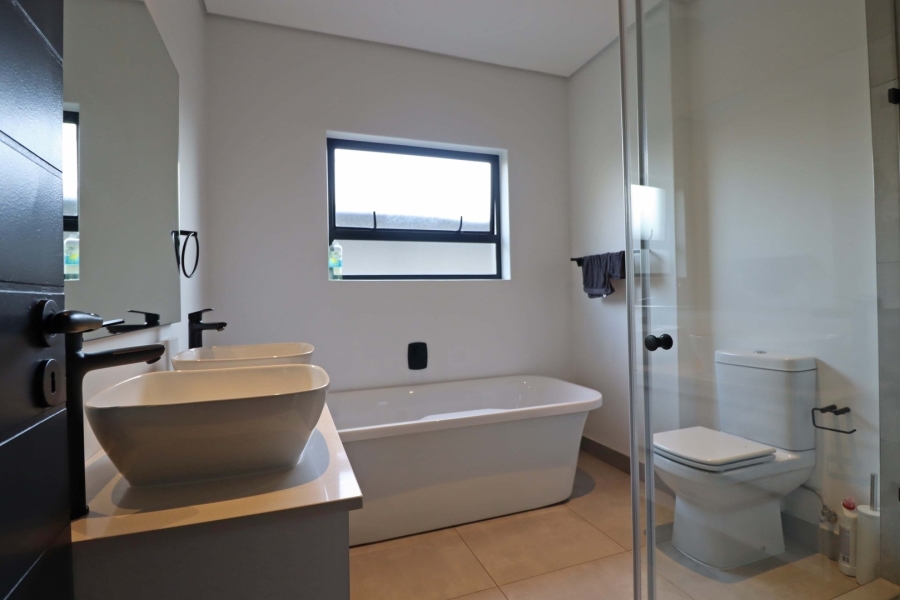 4 Bedroom Property for Sale in Bryanston Gauteng