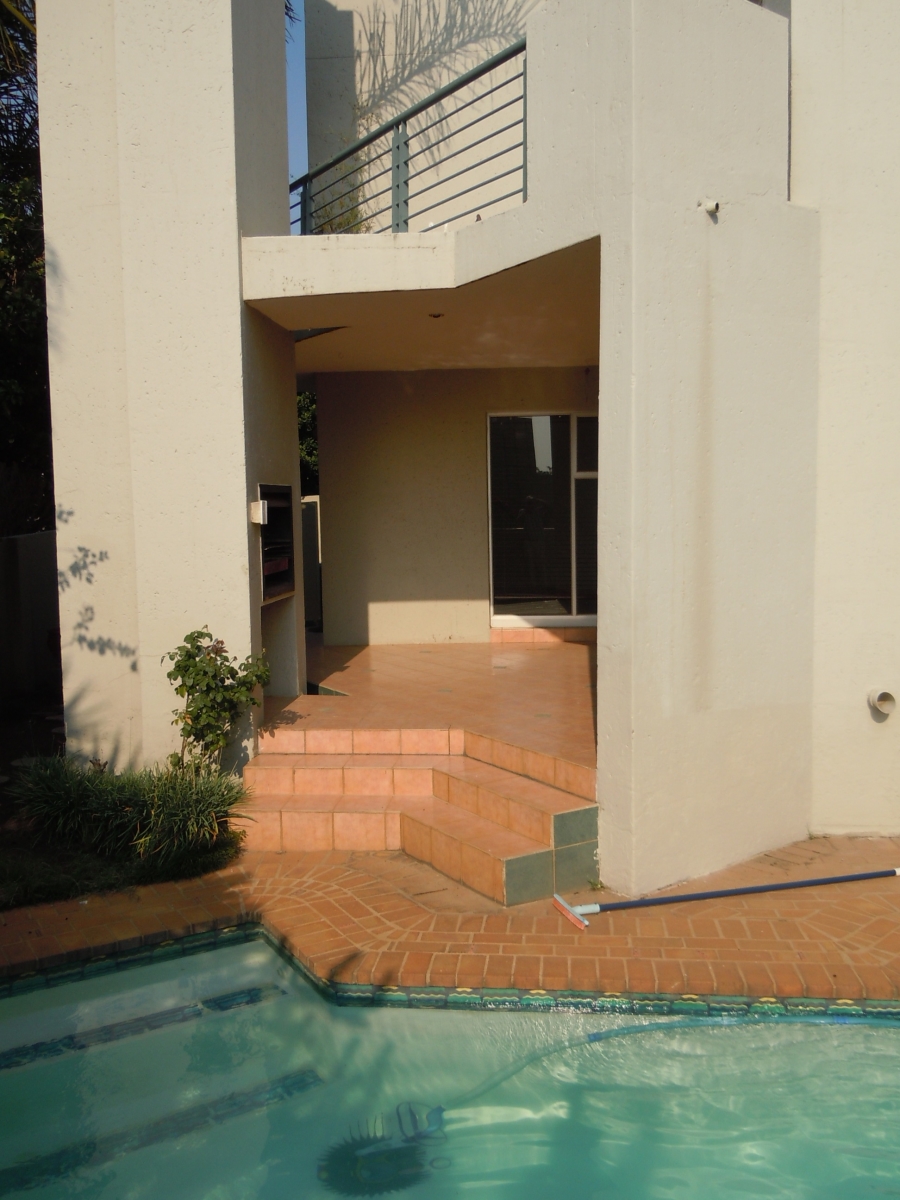 To Let 3 Bedroom Property for Rent in Sunninghill Gauteng