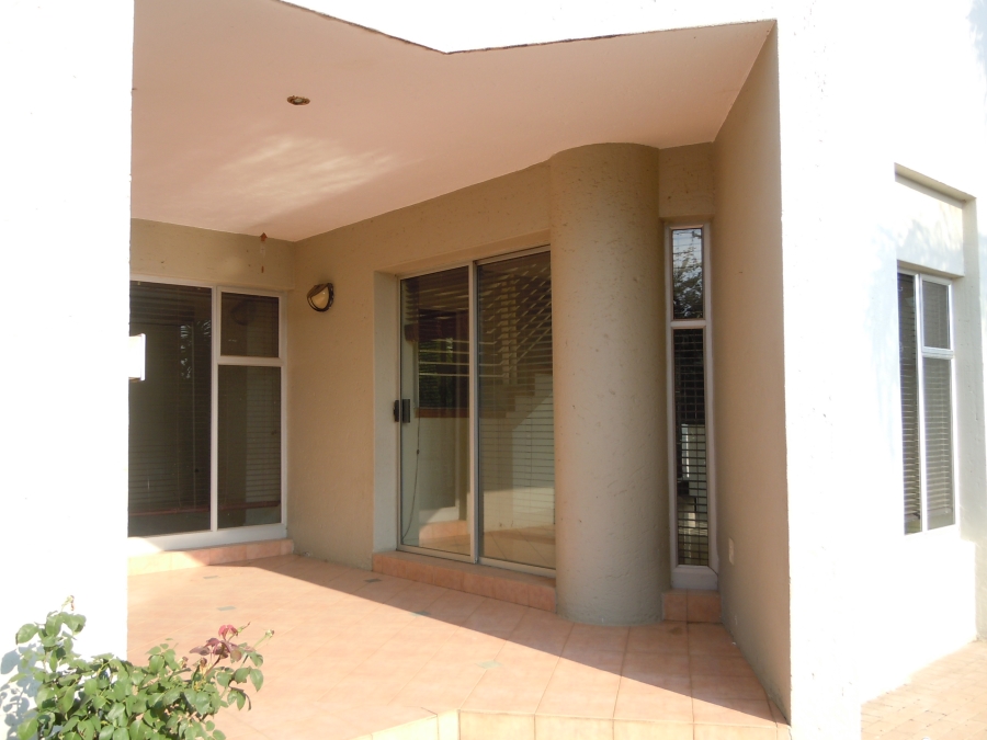 To Let 3 Bedroom Property for Rent in Sunninghill Gauteng