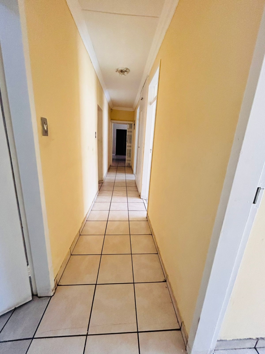 3 Bedroom Property for Sale in Selcourt Gauteng