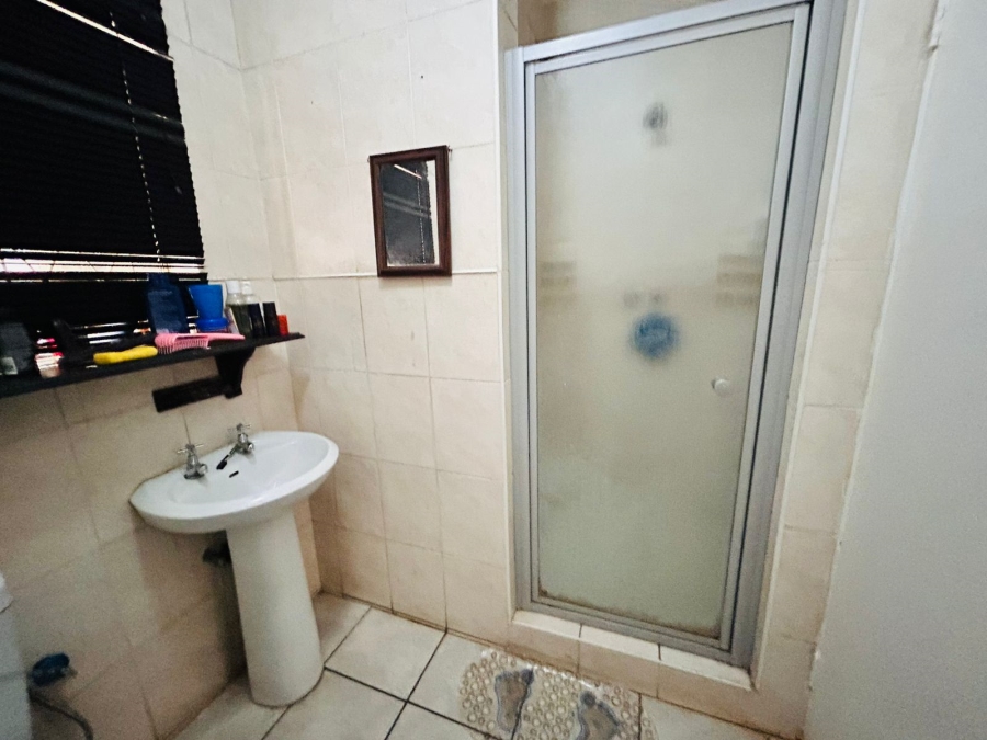 3 Bedroom Property for Sale in Selcourt Gauteng