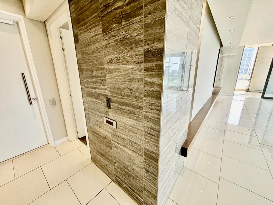 To Let 3 Bedroom Property for Rent in Sandhurst Gauteng