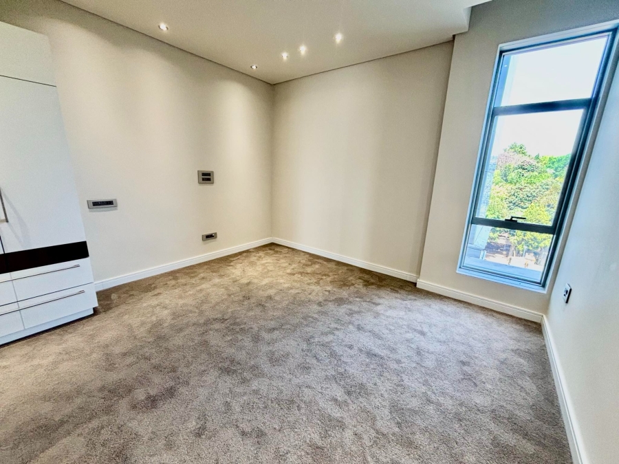 To Let 3 Bedroom Property for Rent in Sandhurst Gauteng