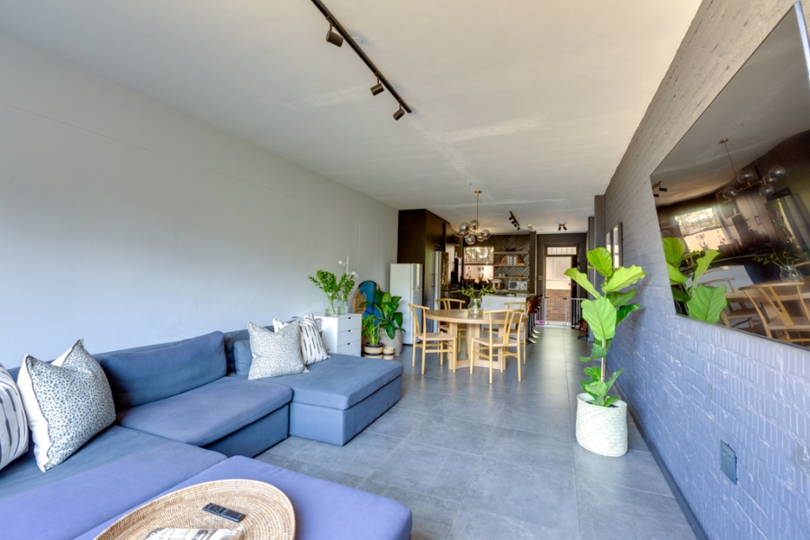 2 Bedroom Property for Sale in Illovo Gauteng