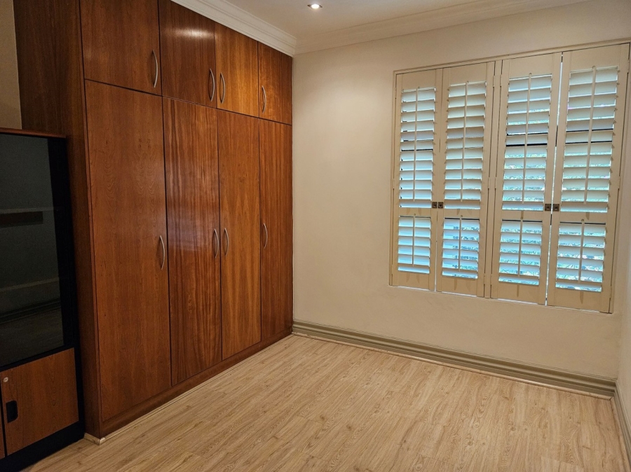 To Let 3 Bedroom Property for Rent in Hyde Park Gauteng