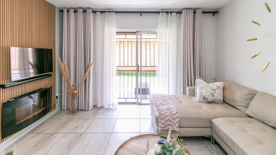 2 Bedroom Property for Sale in Noordwyk Gauteng
