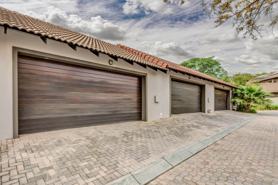 2 Bedroom Property for Sale in Fourways Gauteng