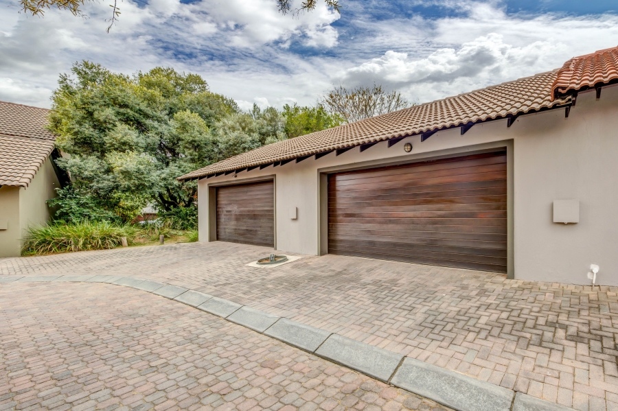 2 Bedroom Property for Sale in Fourways Gauteng