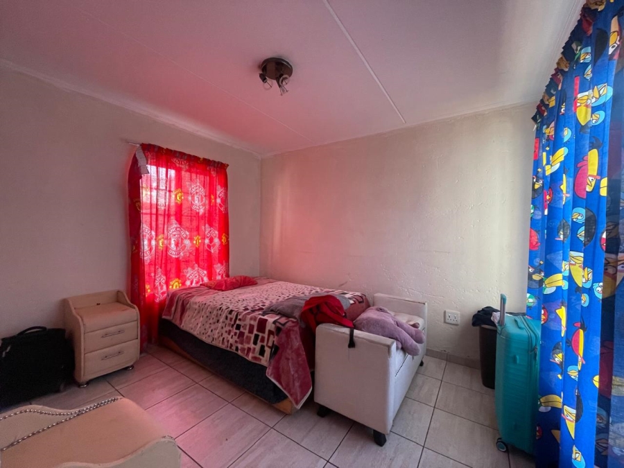 To Let 2 Bedroom Property for Rent in Noordwyk Gauteng