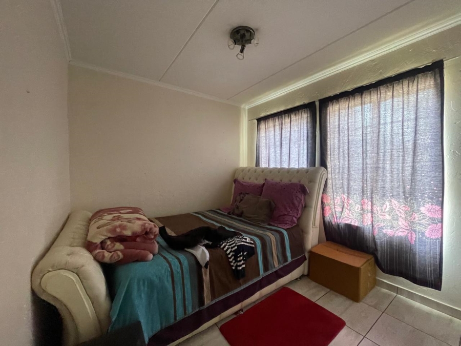 To Let 2 Bedroom Property for Rent in Noordwyk Gauteng