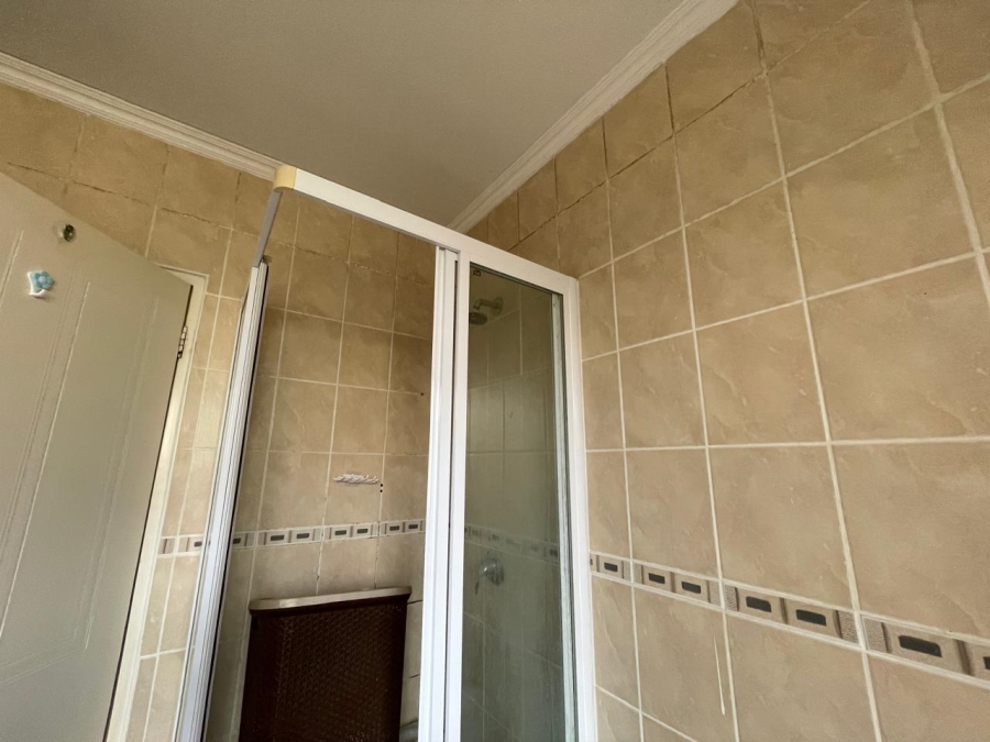 To Let 2 Bedroom Property for Rent in Noordwyk Gauteng