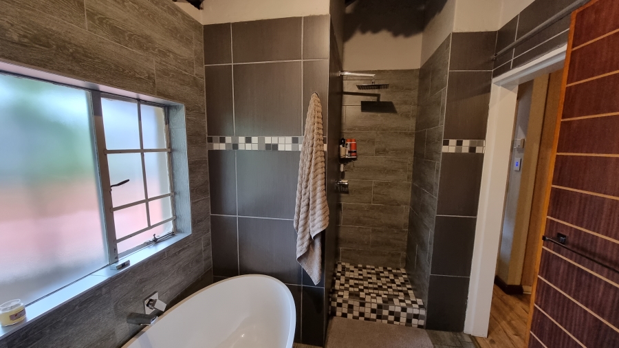 3 Bedroom Property for Sale in Sunninghill Gauteng