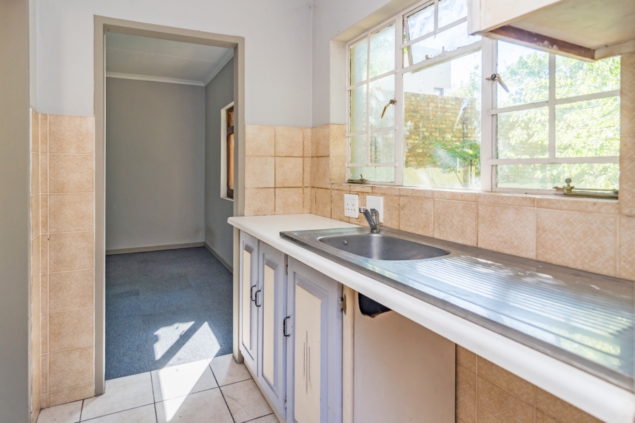 4 Bedroom Property for Sale in Hurlingham Gauteng