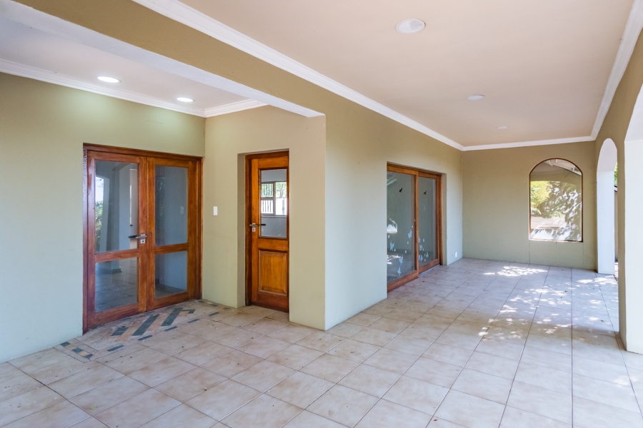 4 Bedroom Property for Sale in Hurlingham Gauteng