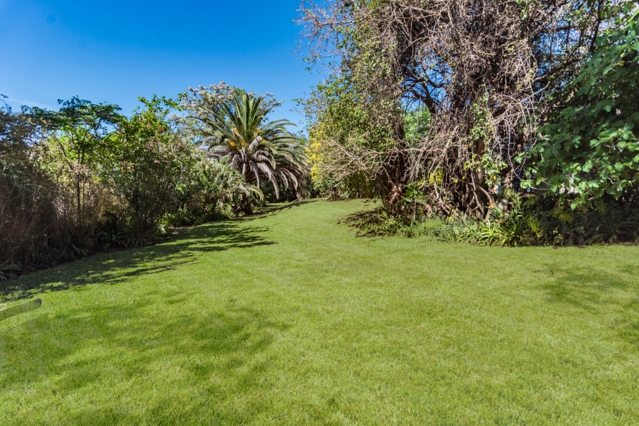 4 Bedroom Property for Sale in Hurlingham Gauteng