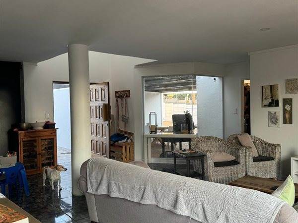 To Let 3 Bedroom Property for Rent in Dowerglen Gauteng