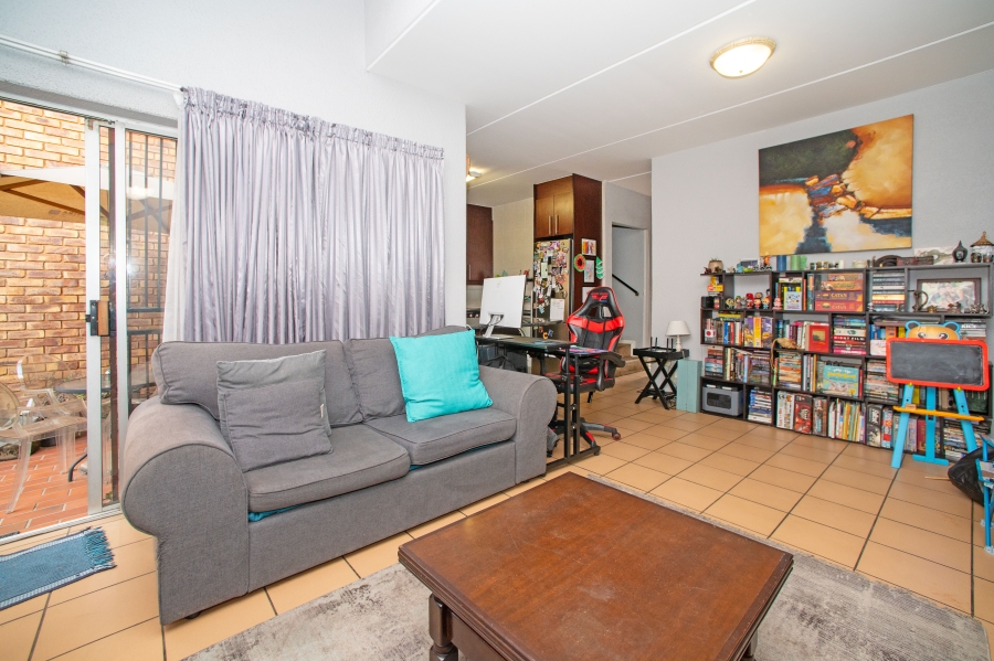2 Bedroom Property for Sale in Illiondale Gauteng
