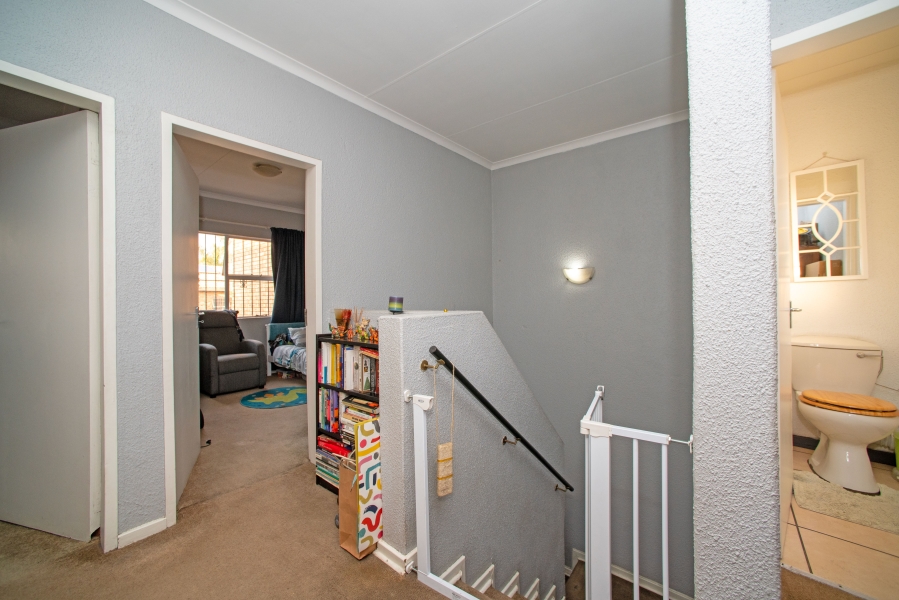 2 Bedroom Property for Sale in Illiondale Gauteng