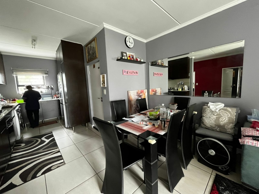 To Let 3 Bedroom Property for Rent in Greenstone Hill Gauteng