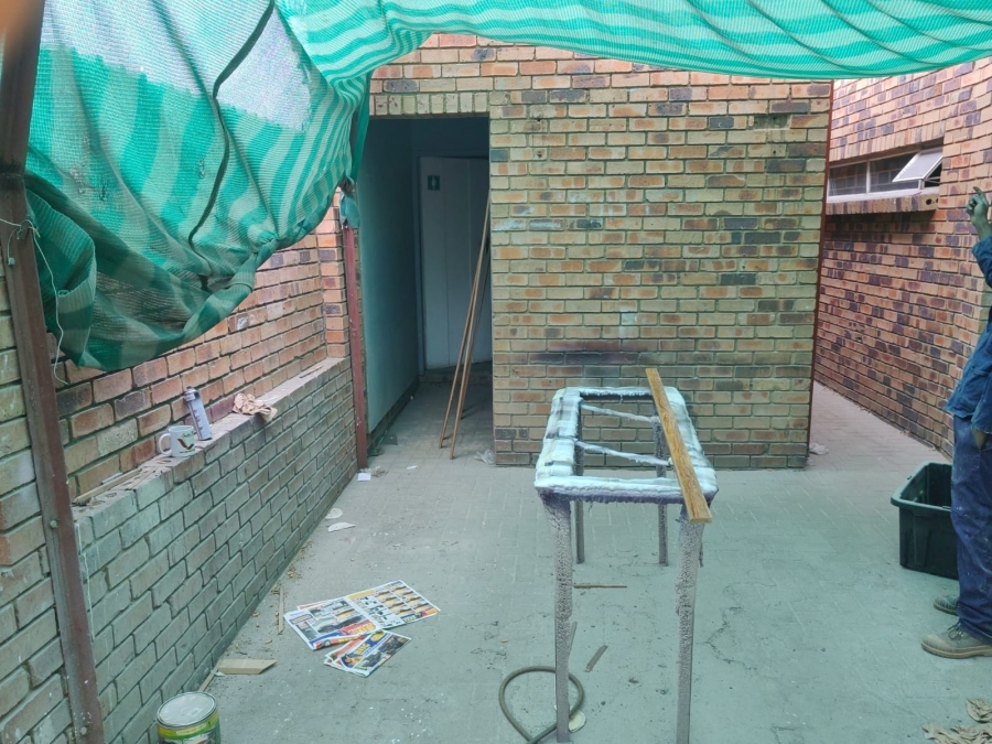 Commercial Property for Sale in Aureus Gauteng