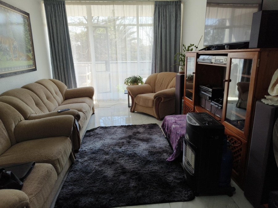 2 Bedroom Property for Sale in Edenvale Central Gauteng