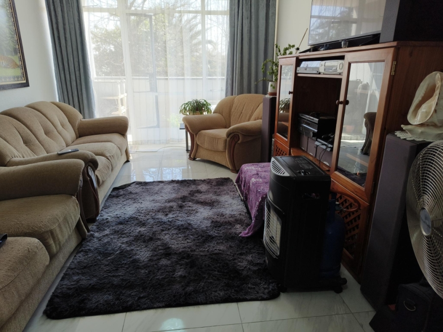 2 Bedroom Property for Sale in Edenvale Central Gauteng