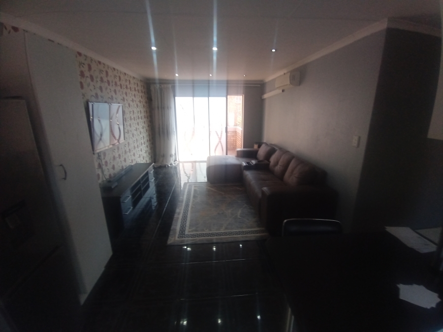 2 Bedroom Property for Sale in Liefde en Vrede Gauteng