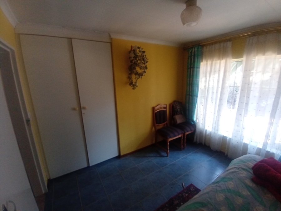 3 Bedroom Property for Sale in Mulbarton Gauteng