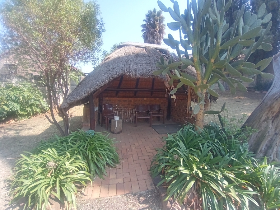 3 Bedroom Property for Sale in Mulbarton Gauteng