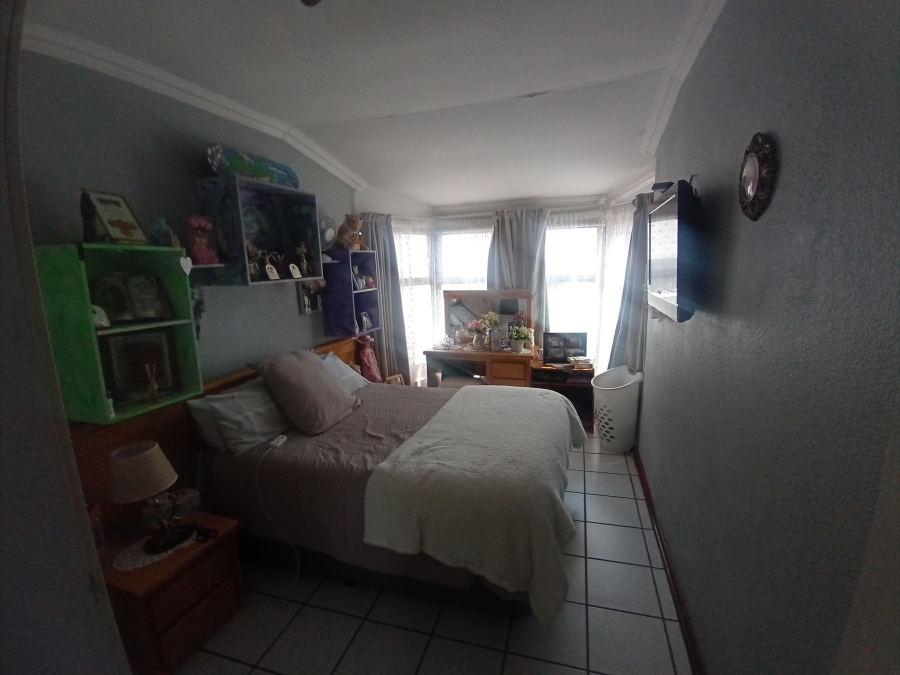 4 Bedroom Property for Sale in Suideroord Gauteng