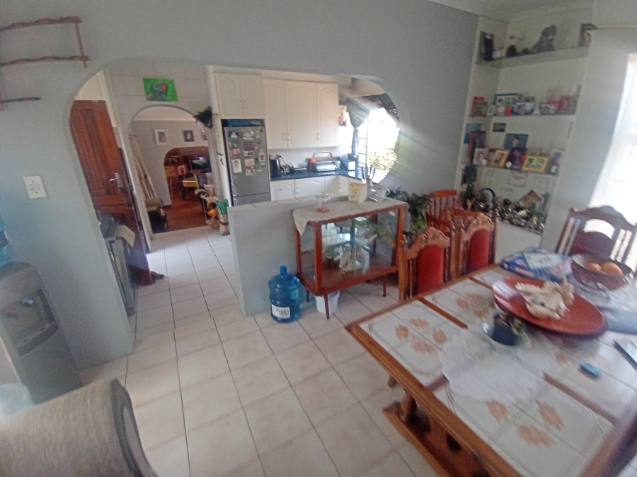 4 Bedroom Property for Sale in Suideroord Gauteng