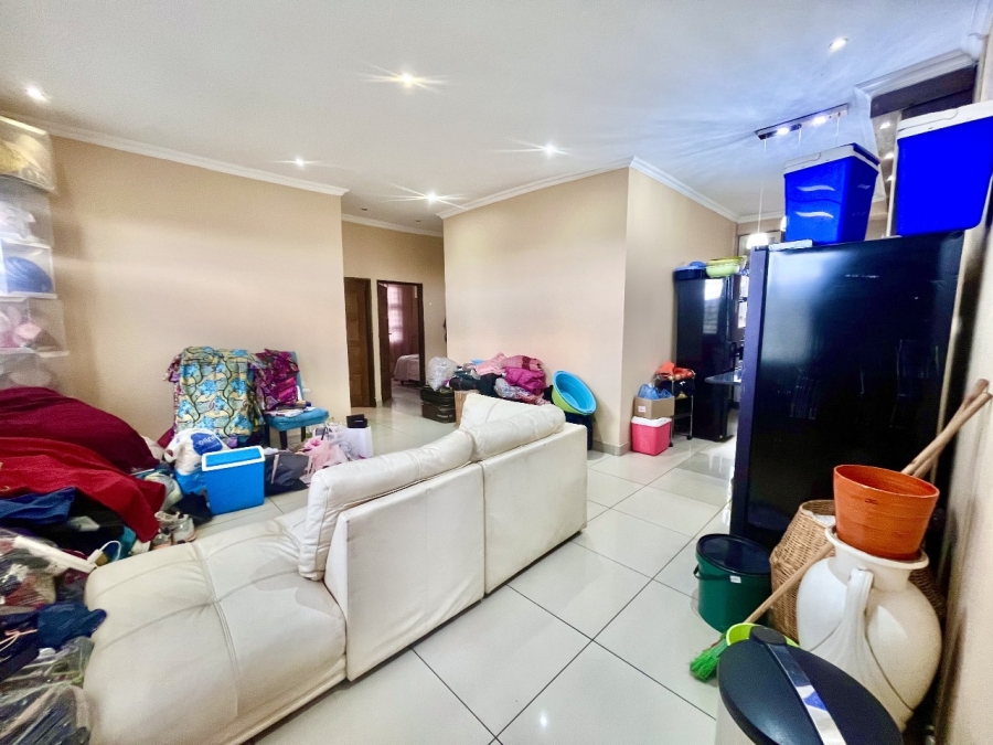 5 Bedroom Property for Sale in Winchester Hills Gauteng