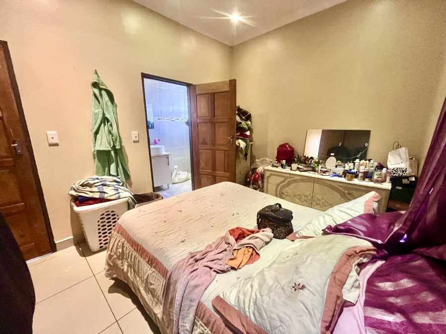 5 Bedroom Property for Sale in Winchester Hills Gauteng