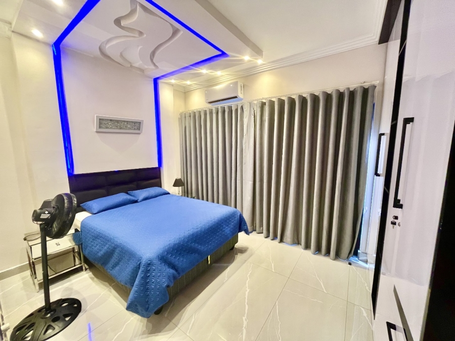 5 Bedroom Property for Sale in Winchester Hills Gauteng