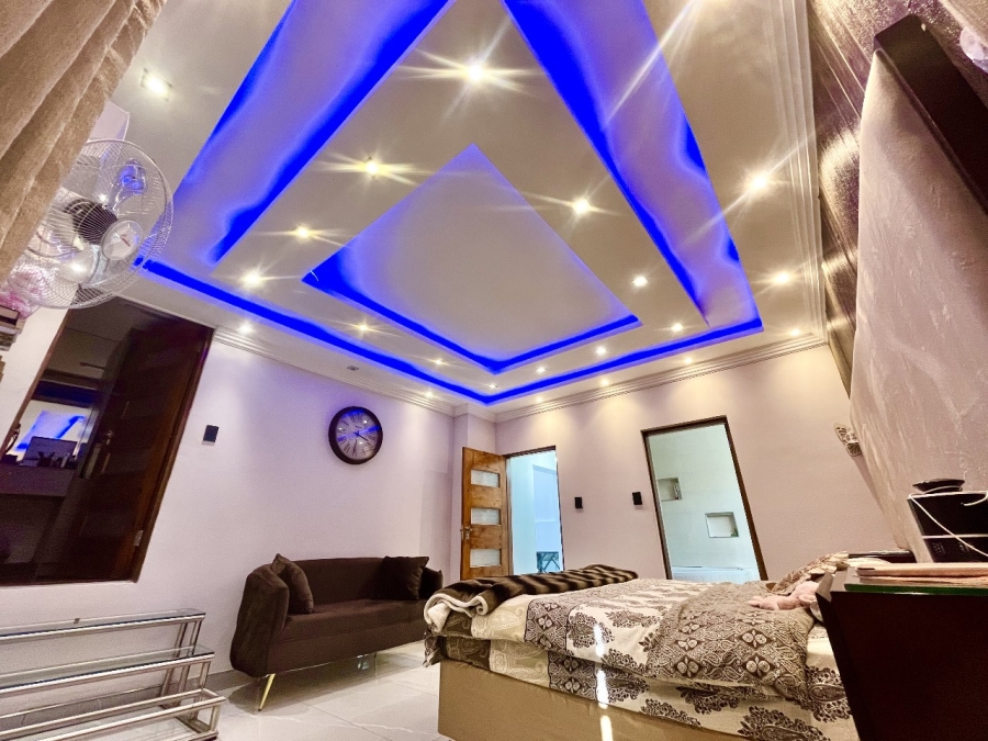 5 Bedroom Property for Sale in Winchester Hills Gauteng