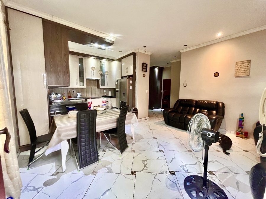 5 Bedroom Property for Sale in Winchester Hills Gauteng