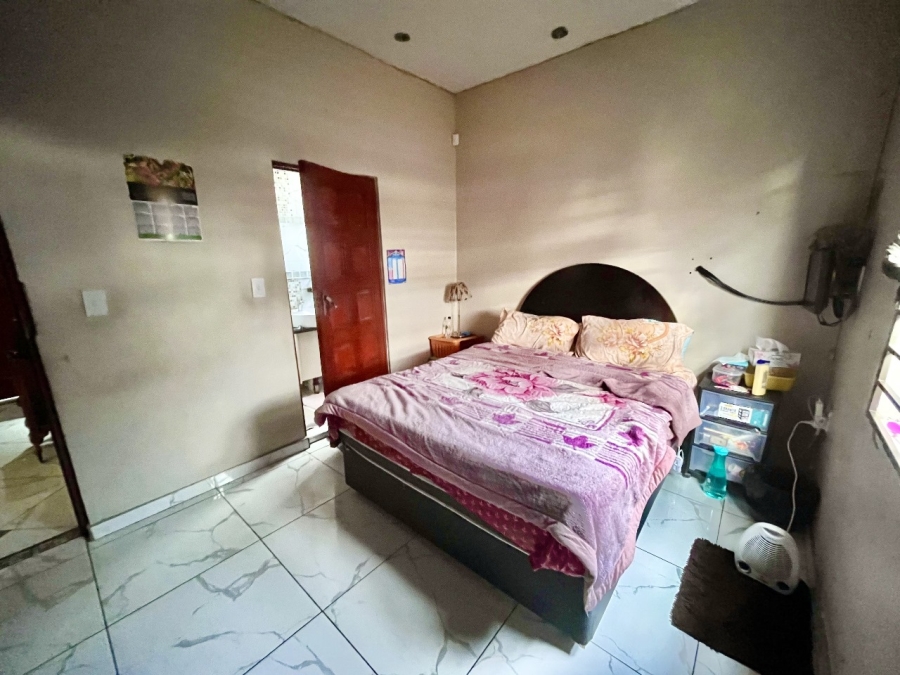 5 Bedroom Property for Sale in Winchester Hills Gauteng