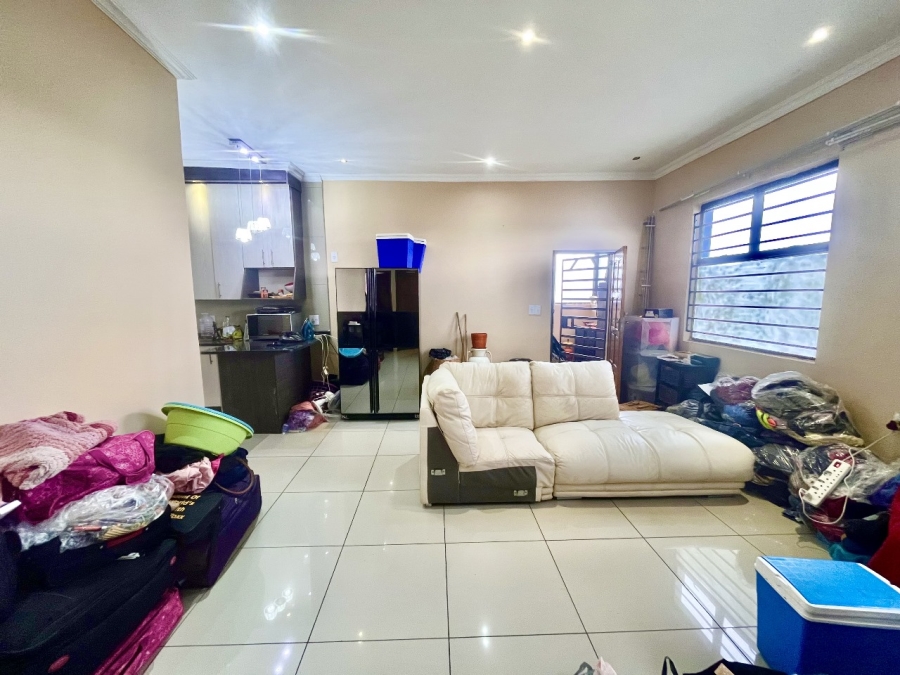 5 Bedroom Property for Sale in Winchester Hills Gauteng