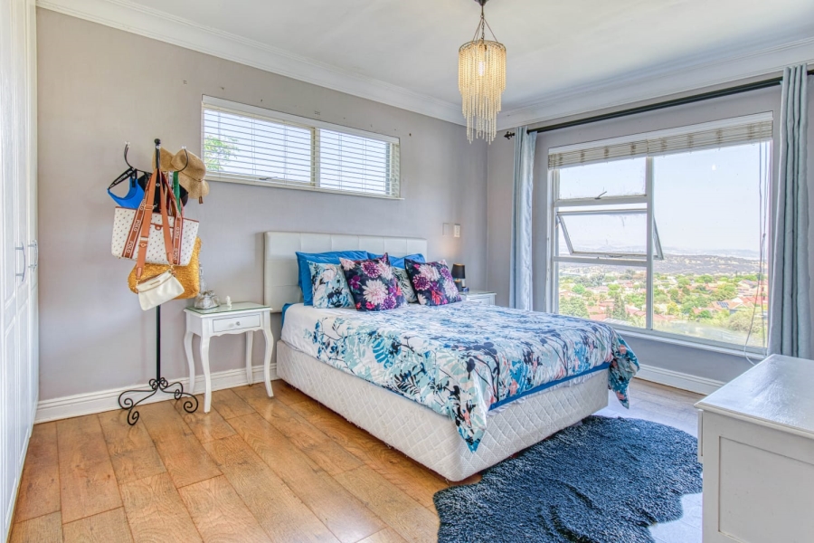 3 Bedroom Property for Sale in Glenvista Gauteng