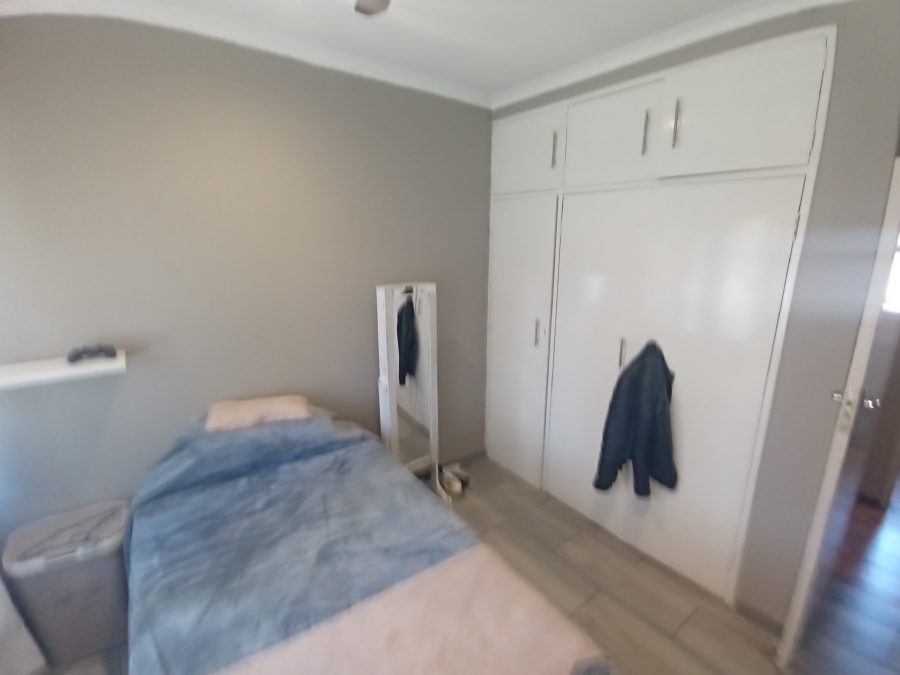 4 Bedroom Property for Sale in Glenvista Gauteng