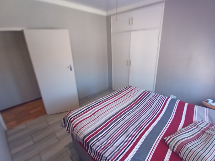 4 Bedroom Property for Sale in Glenvista Gauteng